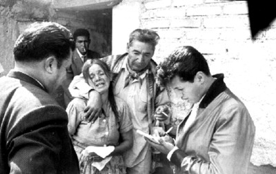 Agentes del Ministerio Público interrogan a los padres de Juanita