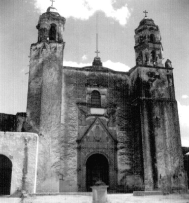 Iglesia de Natividad en Tepoztlán, fachada principal
