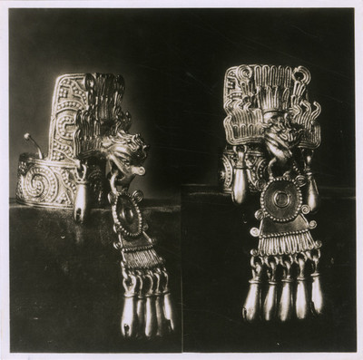 Brazalete prehispánico de oro con la representación de un águila