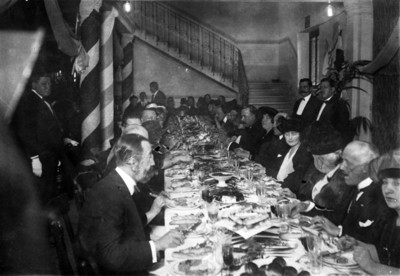 Banquete en honor al presidente Álvaro Obregón por parte de la legación Argentina