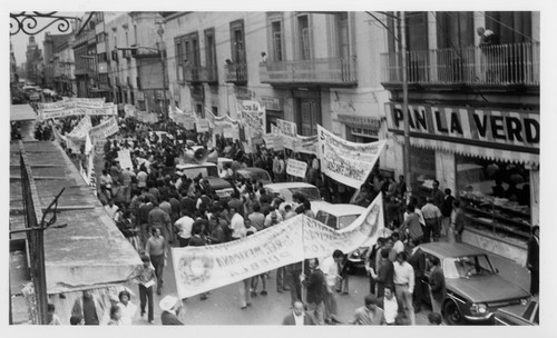 Manifestación del Sindicato Único de Trabajadores Electricistas de la República Mexicana en la ciudad de Puebla