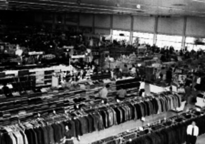 Tienda de autoservicio, interior