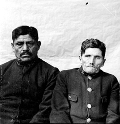 Marciano Popoca y Antonio Bustamante, empleados del Museo Nacional, retrato