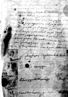 Foja de documento con texto en náhuatl y dibujos de personas