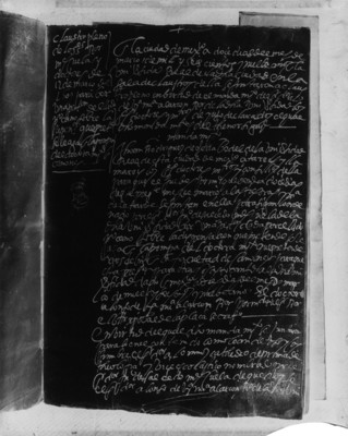 Manuscrito con letra encadenada