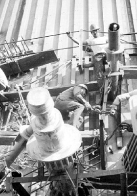 Planta de energía nuclear, obreros