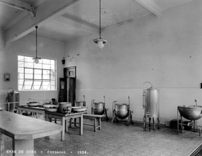 Cocina de la "Casa de Cuna [en] Coyoacán", interior