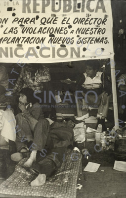 Telegrafista de F.F.C.C en huelga de hambre