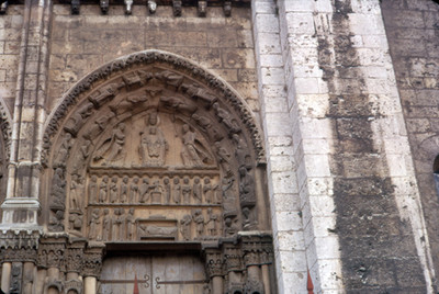 Portal izquierdo del Portico Real, Catedral de Chartres