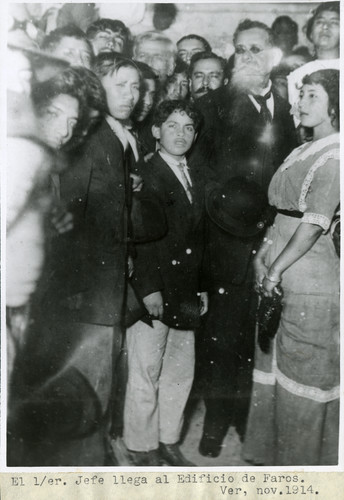 Venustiano Carranza llega al Edificio de Faros