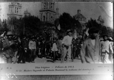Francisco I. Madero llega a Palacio Nacional, reprografía