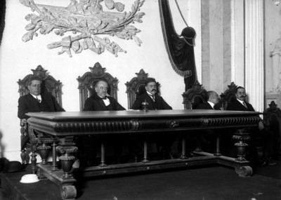 Jueces durante una sesión en el Tribunal Superior de Justicia
