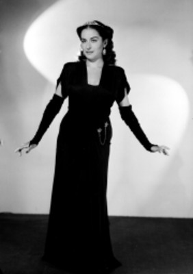 Lilya Feneni, actriz
