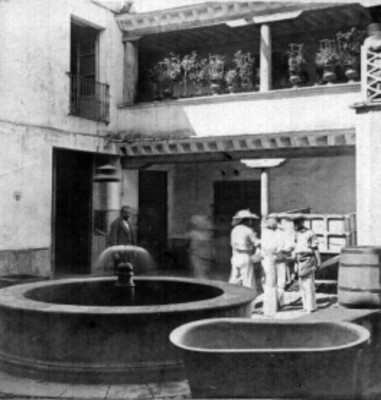 Fuente de una casa, estereoscópica