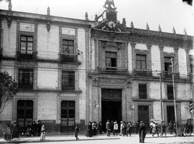 Edificio del "Monte de PIedad", fachada