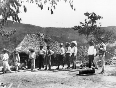 Representantes de la prensa en el campo El Jilguero