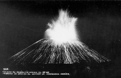 Volcan de Paricutín nacido el 20 de Febrero de 1943 en el Estado de Michoacan
