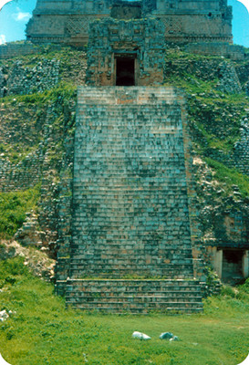 Arquitectura monumental prehispánica
