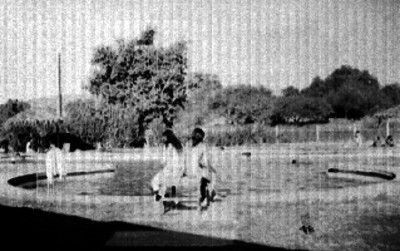 Mujeres en el balneario Colón