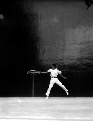 Pelotari juega Jai-Alai