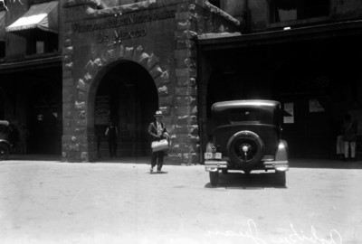 "Juan Arvizu" sale de la estación ferroviaria en Buenavista