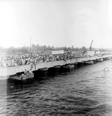 Mitin de apoyo a Adolfo López Mateos a la orilla del río Pánuco