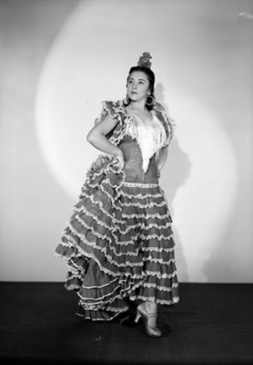 Lucerito Tena, bailarina