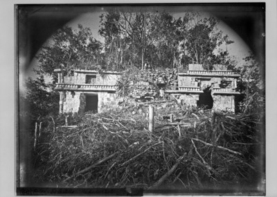 "Fachada Oeste" del "Castillo" de "Chacbolaí"