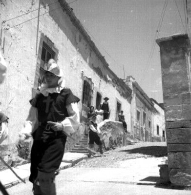 Actores en la calle de Guanajuato durante el Cervantino