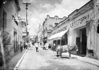 Vida cotidiana en la "Calle de Guerrero"