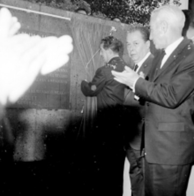 Adolfo López Mateos y comitiva la inauguración en instalaciones del IMSS