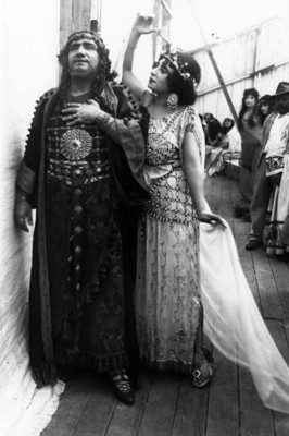 Enrico Caruso y Gabriela Bezanzoni interpretan Aída