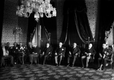 Porfirio Díaz en una reunión durante su gira en Chilpancingo