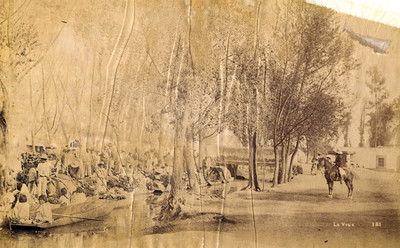 Vendedores en el Canal de la Viga