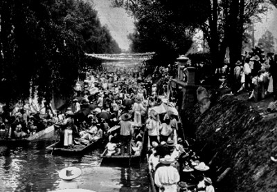 Canal de Santa Anita durante la fiesta de un Viernes de Dolores