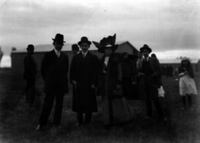 Público en Balbuena para presenciar exhibición aérea