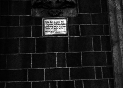 Placa conmemorativa de la Casa del Marqués de Prado Alegre