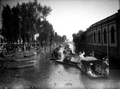 Vida cotidiana en el canal de la Viga