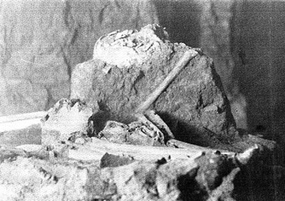 Entierro primario in situ, vista parcial