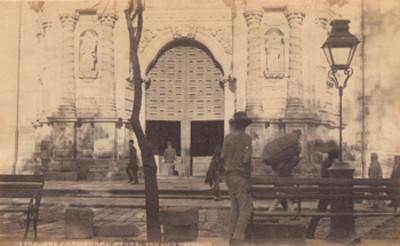 Puerta de la Catedral de San Luis Potosí, "5690. The Cathedral Doors, San Luis Potosí"