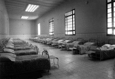 Inauguración de nuevas salas en el Hospital de Jesús, dormitorio