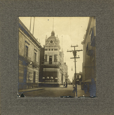 "Palacio de Gobierno de Guadalajara", exterior, vista lateral