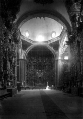 Retablo del altar mayor del convento de Tepotzotlán, vista frontal