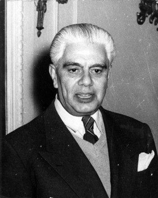 Ignacio Marquina Barredo, director del Instituto Nacional de Antropología e Historia, retrato