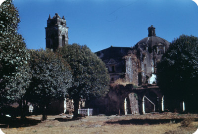 Iglesia, vista parcial