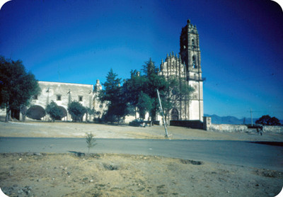 Templo de San Francisco Javier y convento, vista general