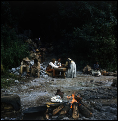 Escena de comida en en el cerro