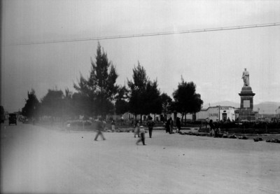 Monumento a José María Morelos y Pavón en la Calzada México-Tacuba
